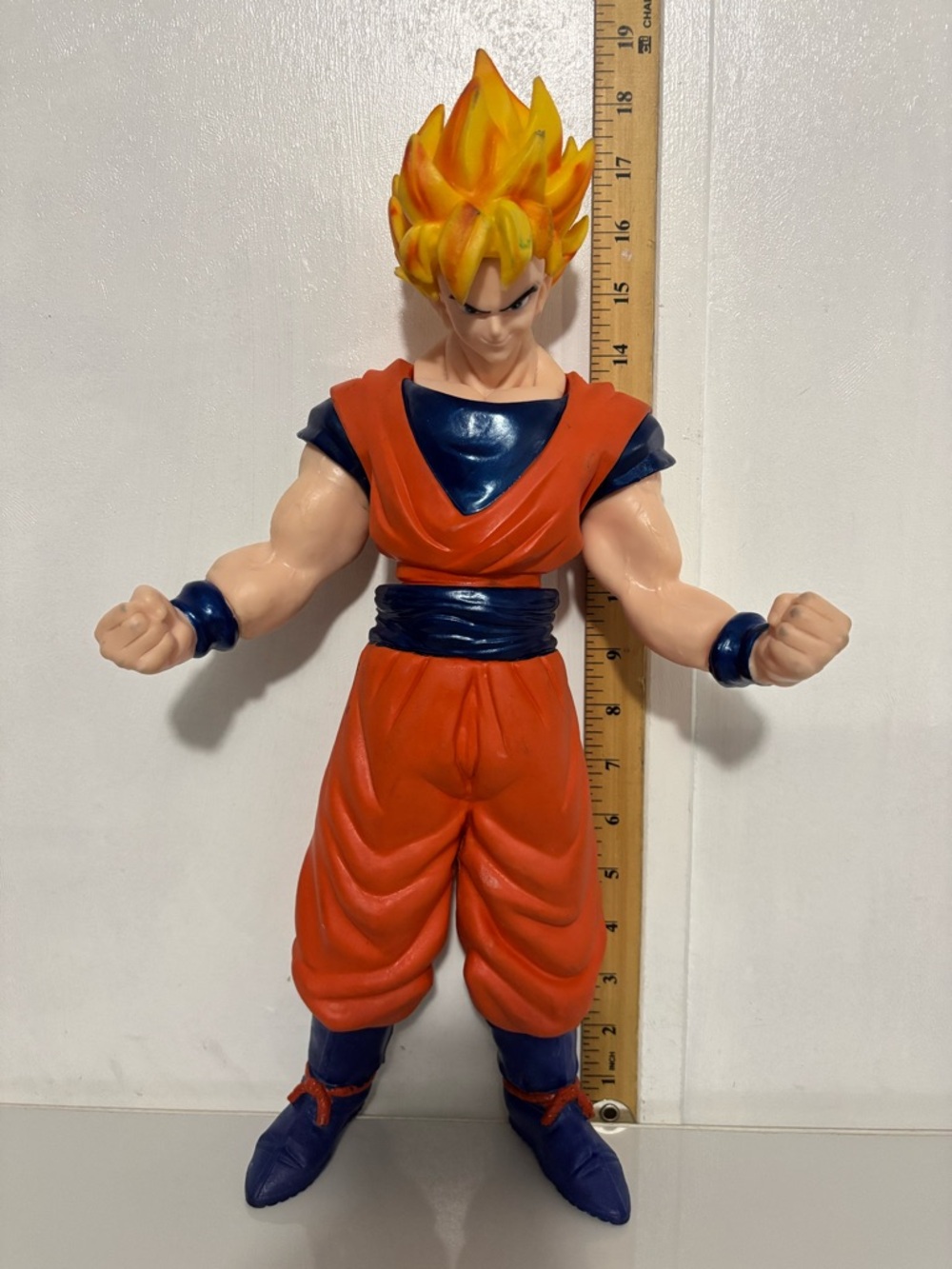 DRAGON BALL Super Saiyan GOKU Anime Vinyl Figure 18” Tall Collectible